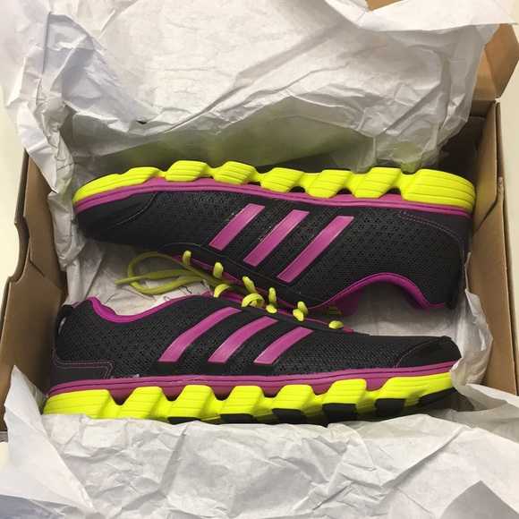 Adidas Women’s Running Shoes (Rare) - Picture 8 of 8